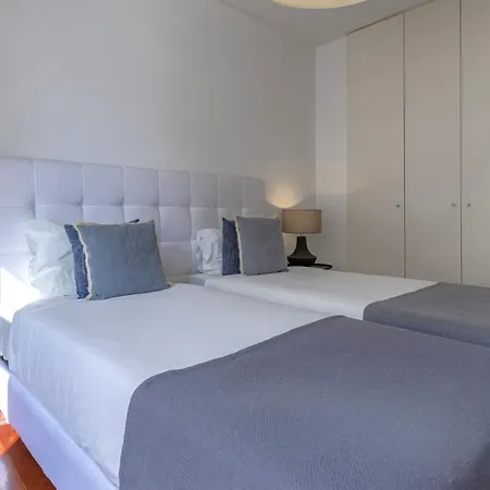 Lovelystay - Chiado 3bedroom Wonder Apartmán *