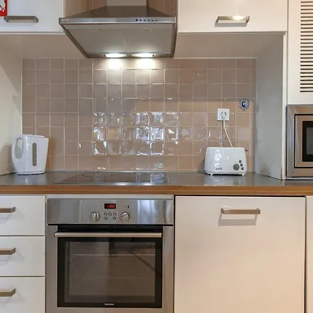 Lovelystay - Chiado 3bedroom Wonder Apartmán