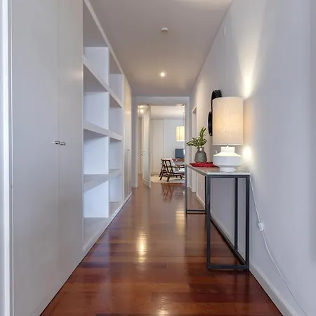 Apartment Lovelystay - Chiado 3bedroom Wonder Lisbon