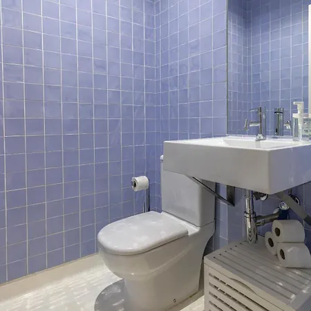 Lovelystay - Chiado 3bedroom Wonder * 리스본