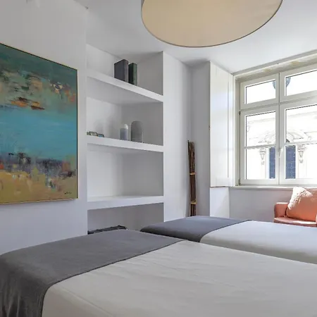 Lovelystay - Chiado 3bedroom Wonder 리스본